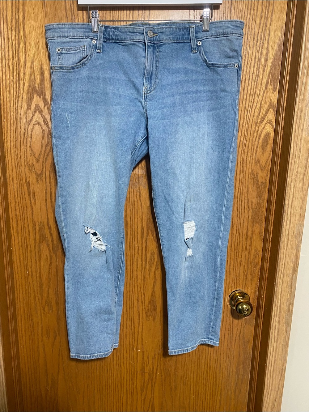 GAP Girlfriend jeans distressed